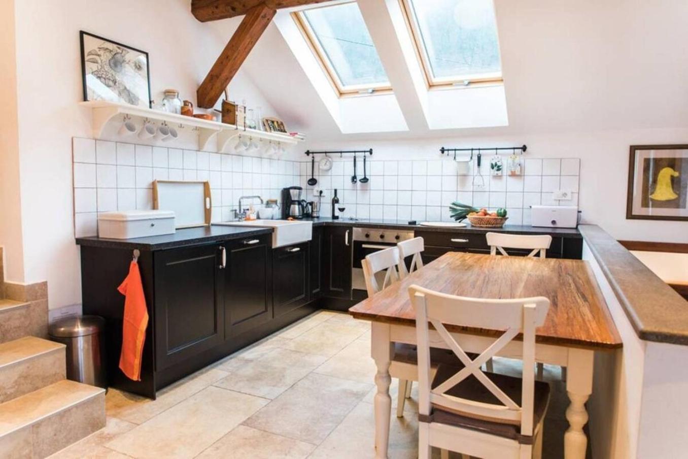 House Maharac With 3 Apartments Till 18 Persons Kamno Exterior foto
